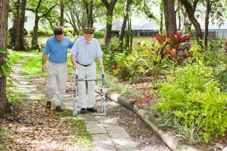 The Difference Between Non-Medical Home Care and Home Health Care