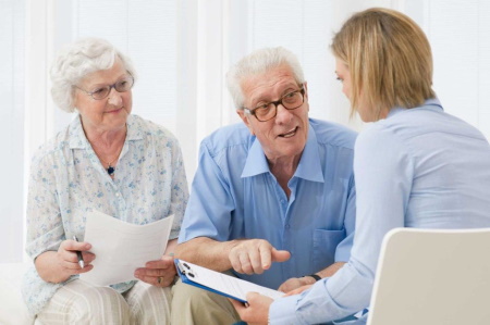 A geriatric care manager, usually a licensed nurse or social worker who specializes in geriatrics, is a sort of "professional relative" who can help you and your family to identify needs and find ways to meet your needs. These specially trained professionals can help find resources to make your daily life easier.